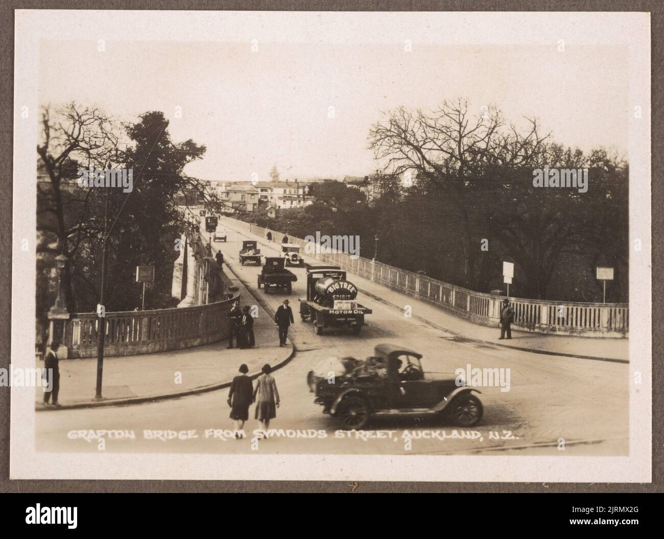 Grafton Bridge from Symonds Street, Auckland, New Zealand. From the album Snaps, circa 1920s