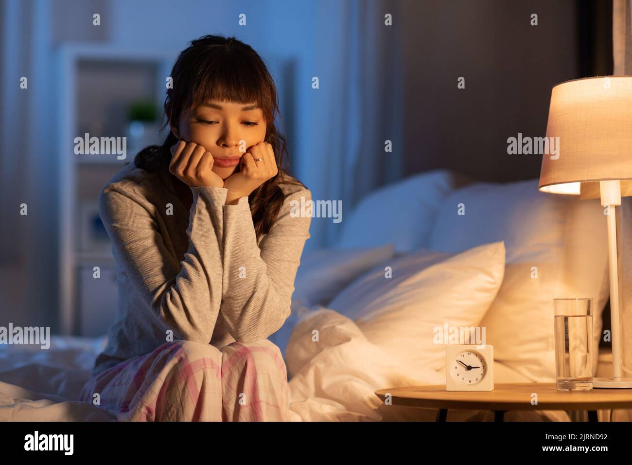 Japanese sleeping on bed hires stock photography and images Alamy