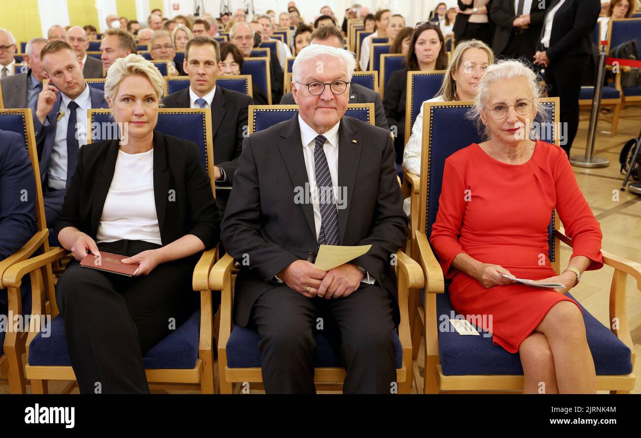 Lichtenhagen memorial hires stock photography and images Alamy