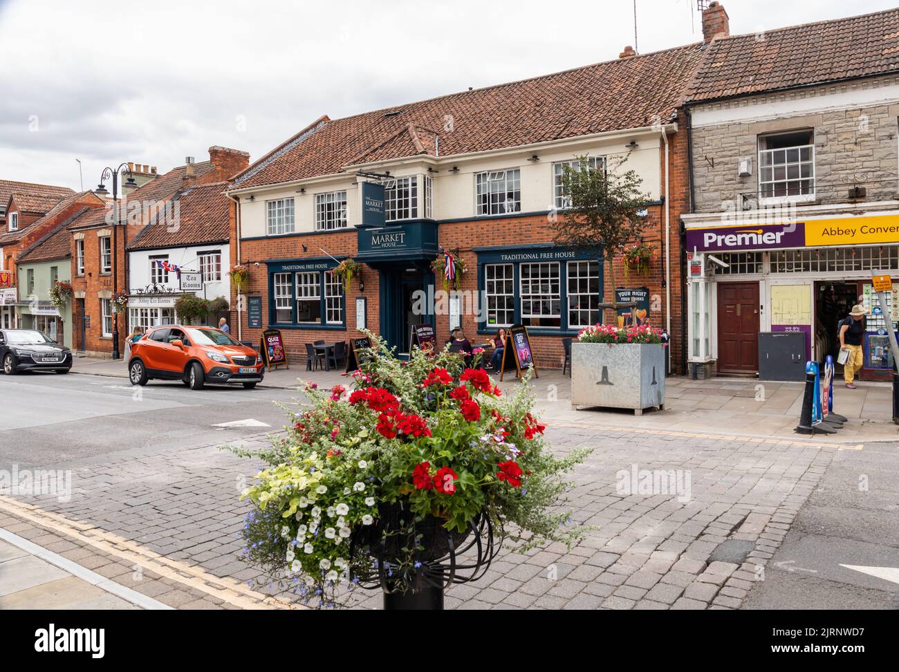 The Market House Public House and Hotel, Magdalene Street, Glastonbury ...