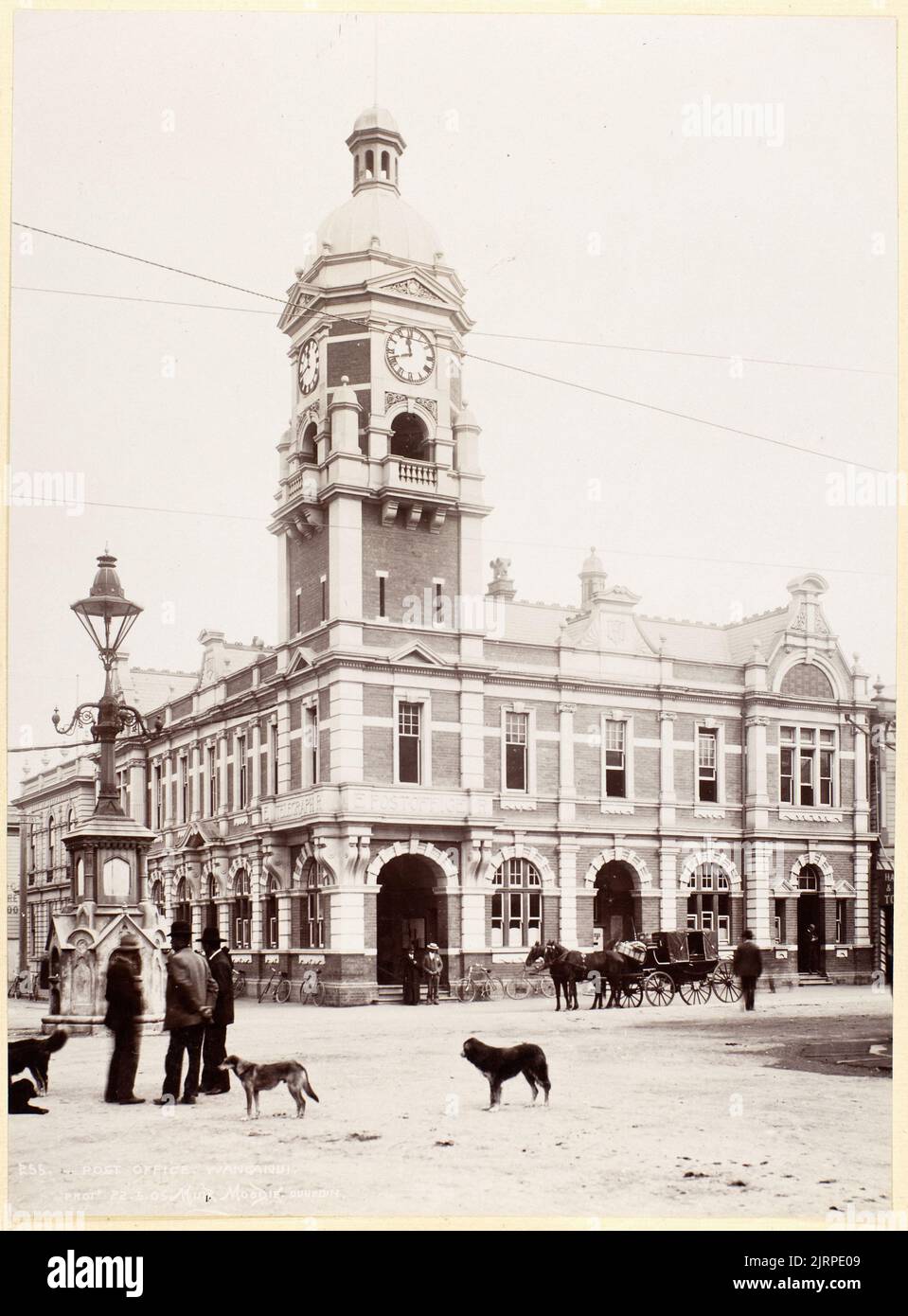 Post Office, Wanganui, Dunedin, by Muir & Moodie Stock Photo Alamy