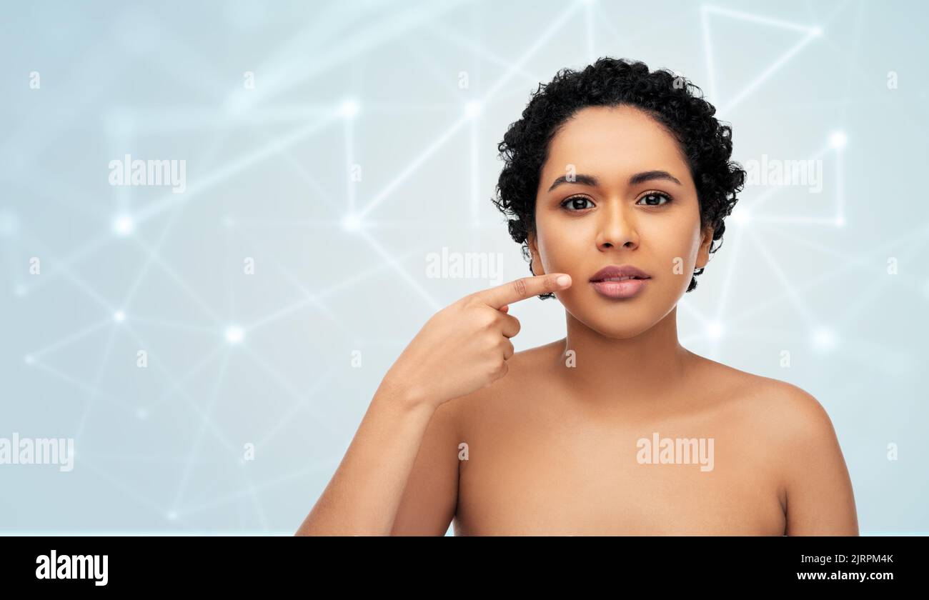 Pointing with lips hi-res stock photography and images - Alamy