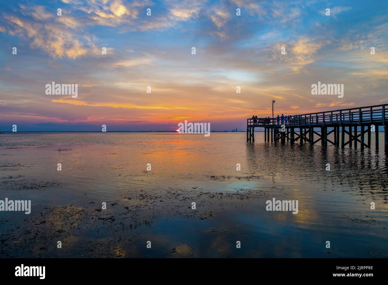 Mobile bay pier twilight hi-res stock photography and images - Alamy