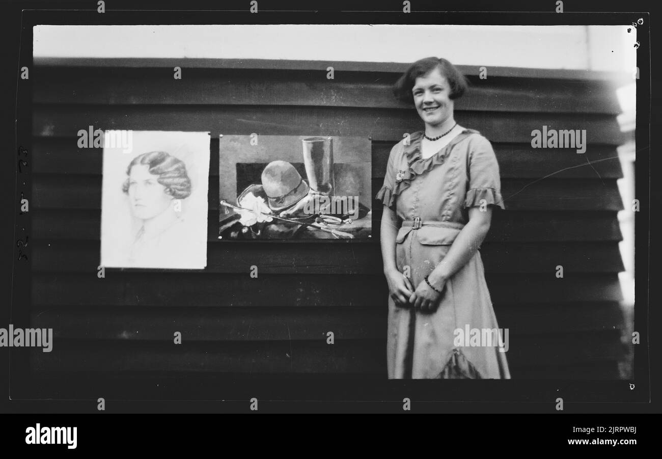 Nancy and her art woodside hires stock photography and images Alamy