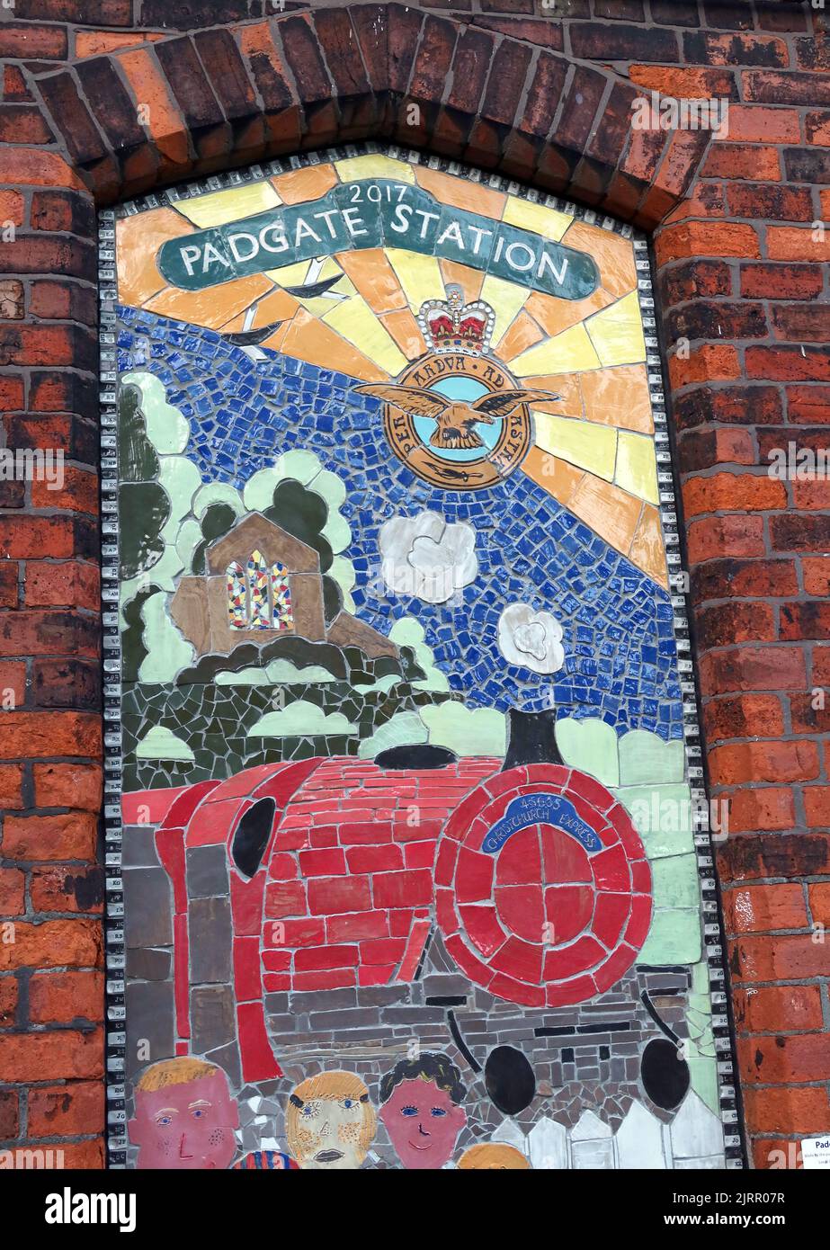 Padgate railway station mosaic 2017 (Northern trains), Station Rd South, Padgate, Warrington, Cheshire, England, UK,  WA2 0QS Stock Photo