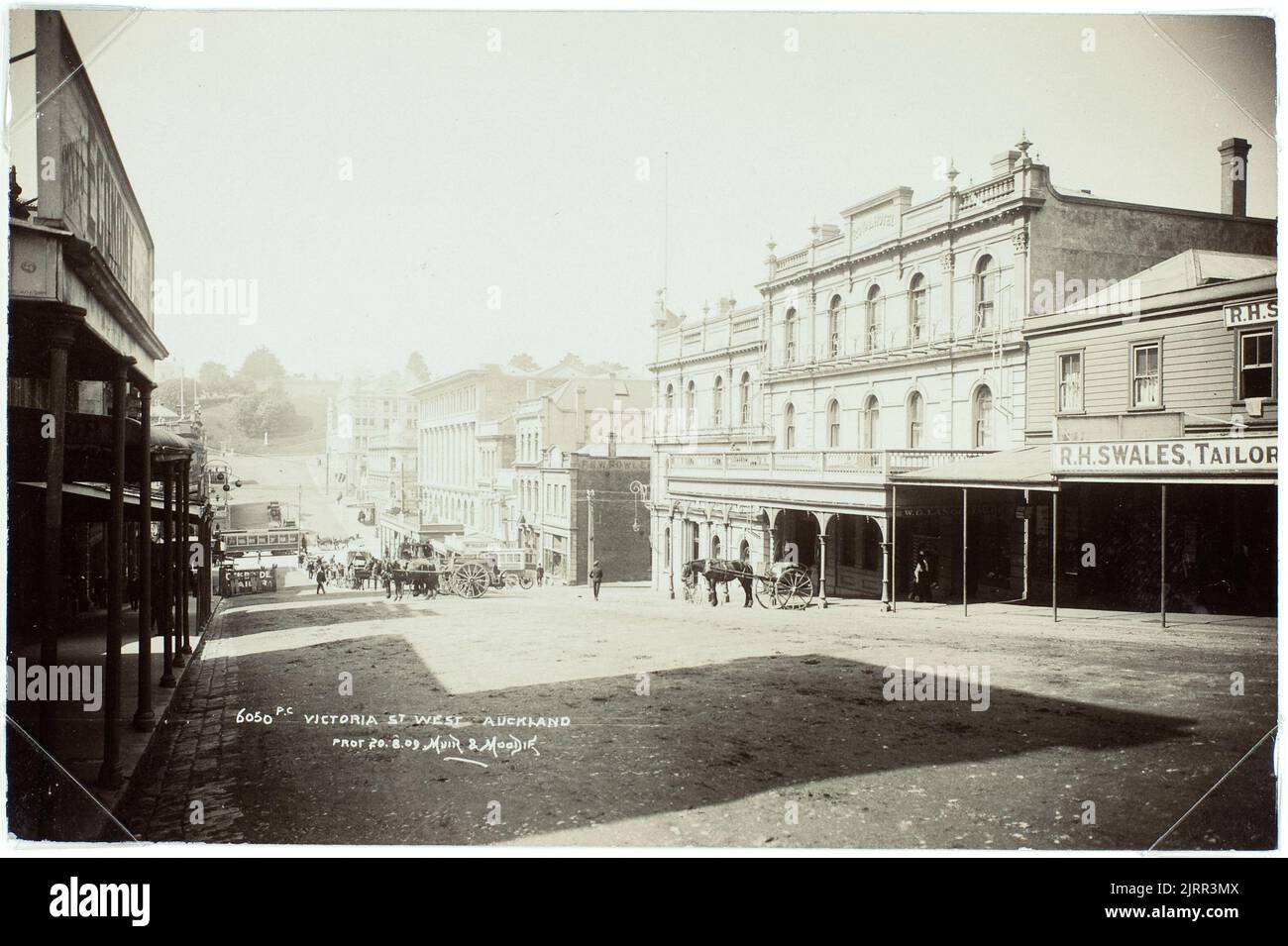 Victoria Street, Auckland, 1909, Auckland, by Muir & Moodie Stock Photo