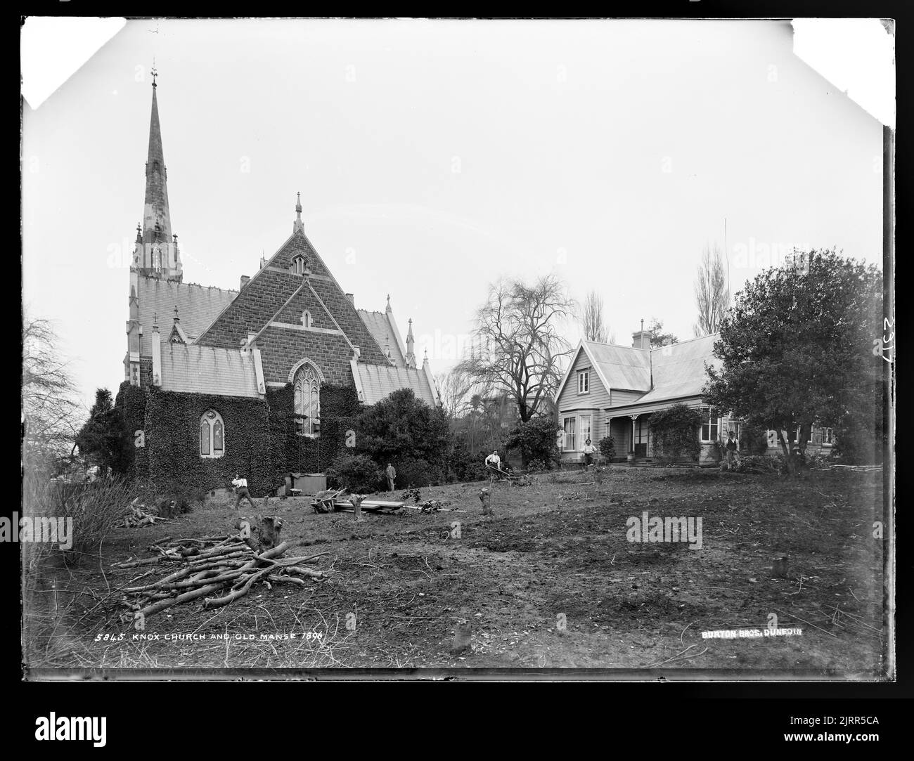 Presbyterian manse Black and White Stock Photos & Images - Alamy