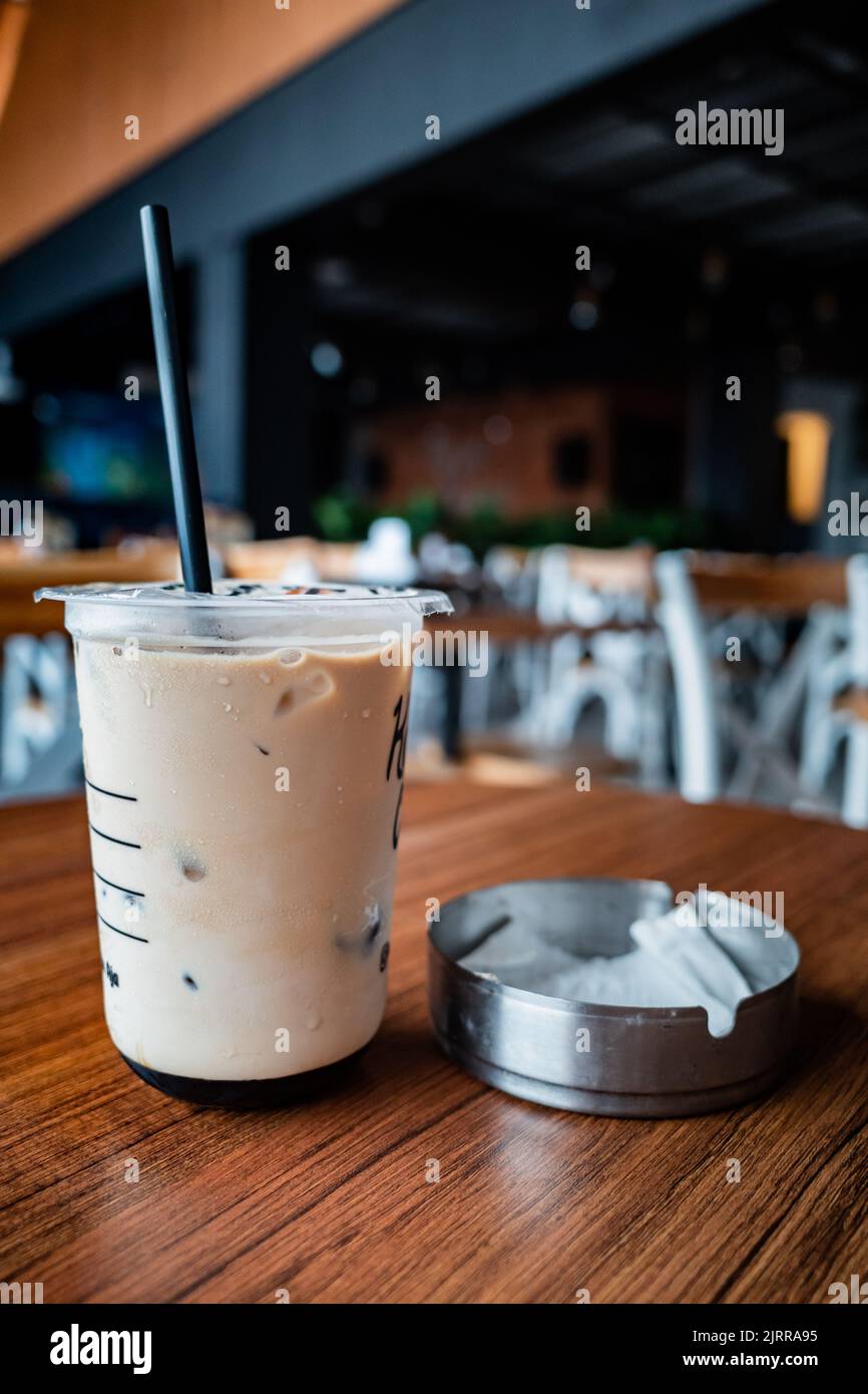 Empty plastic cup straw hi-res stock photography and images - Alamy