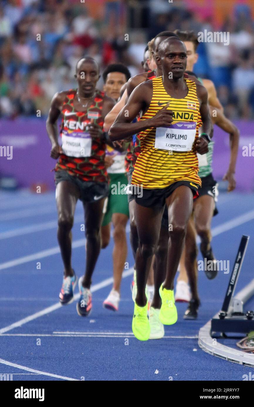 Final 10000 Jacob KIPLIMO of Uganda winning gold in the men's 10000 metres - Final ...