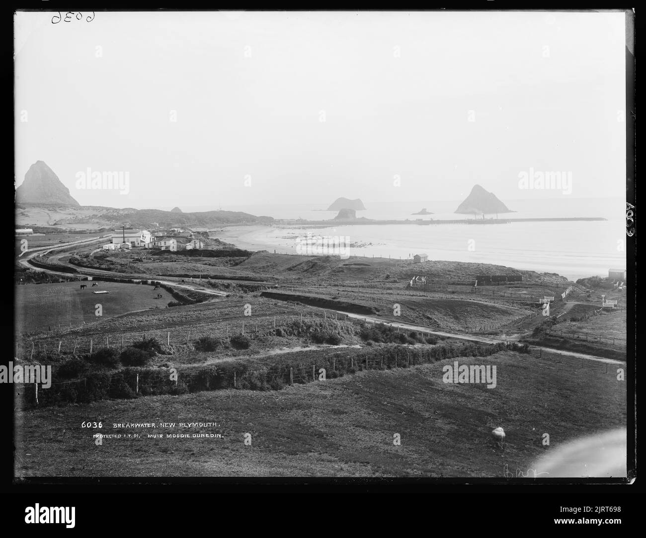 New plymouth breakwater hires stock photography and images Alamy