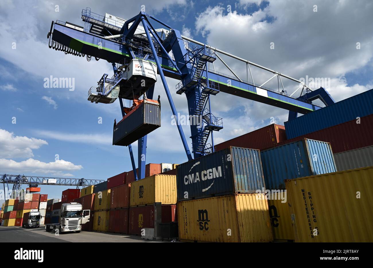 Container terminal osthafen hi-res stock photography and images - Alamy