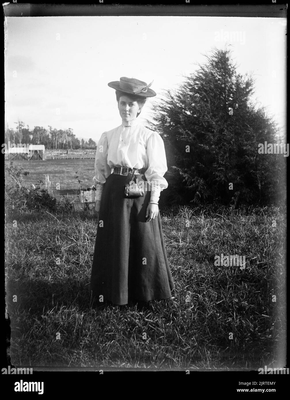 Jessie Badger 26.5.07 , 26 May 1907, Levin, by Leslie Adkin. Gift of G. L. Adkin family estate, 1964. Stock Photo