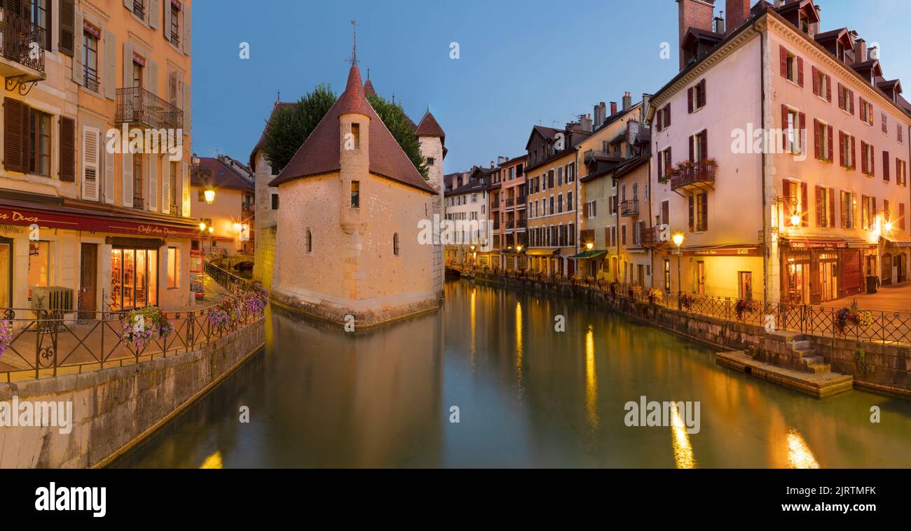 ANNECY, FRANCE - JULY 11, 2022: The old town at dusk. Stock Photo