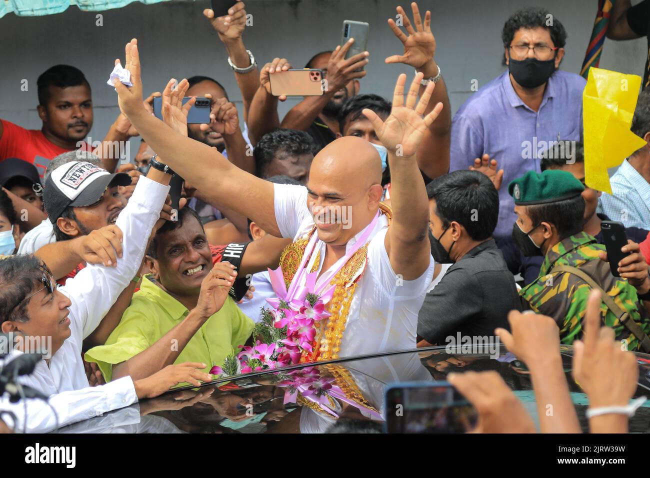 Sri Lanka. 26th Aug, 2022. Former parliamentarian Ranjan Ramanayake, who was incarcerated over contempt of court, was released from the Welikada Prison this afternoon (Aug 26) after he was granted a conditional presidential pardon. (Credit Image: © Amitha Thennakoon/Pacific Press via ZUMA Press Wire) Stock Photo