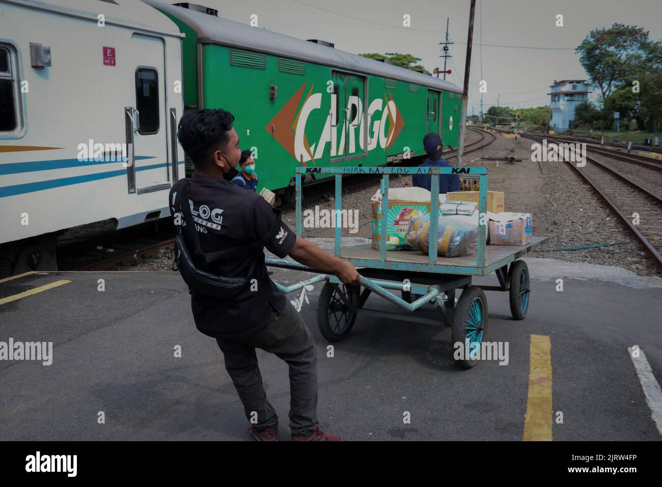 Malang East Java Indonesia 26th Aug 2022 Some Workers Are Loading malang-east-java-indonesia-26th-aug-2022-some-workers-are-loading