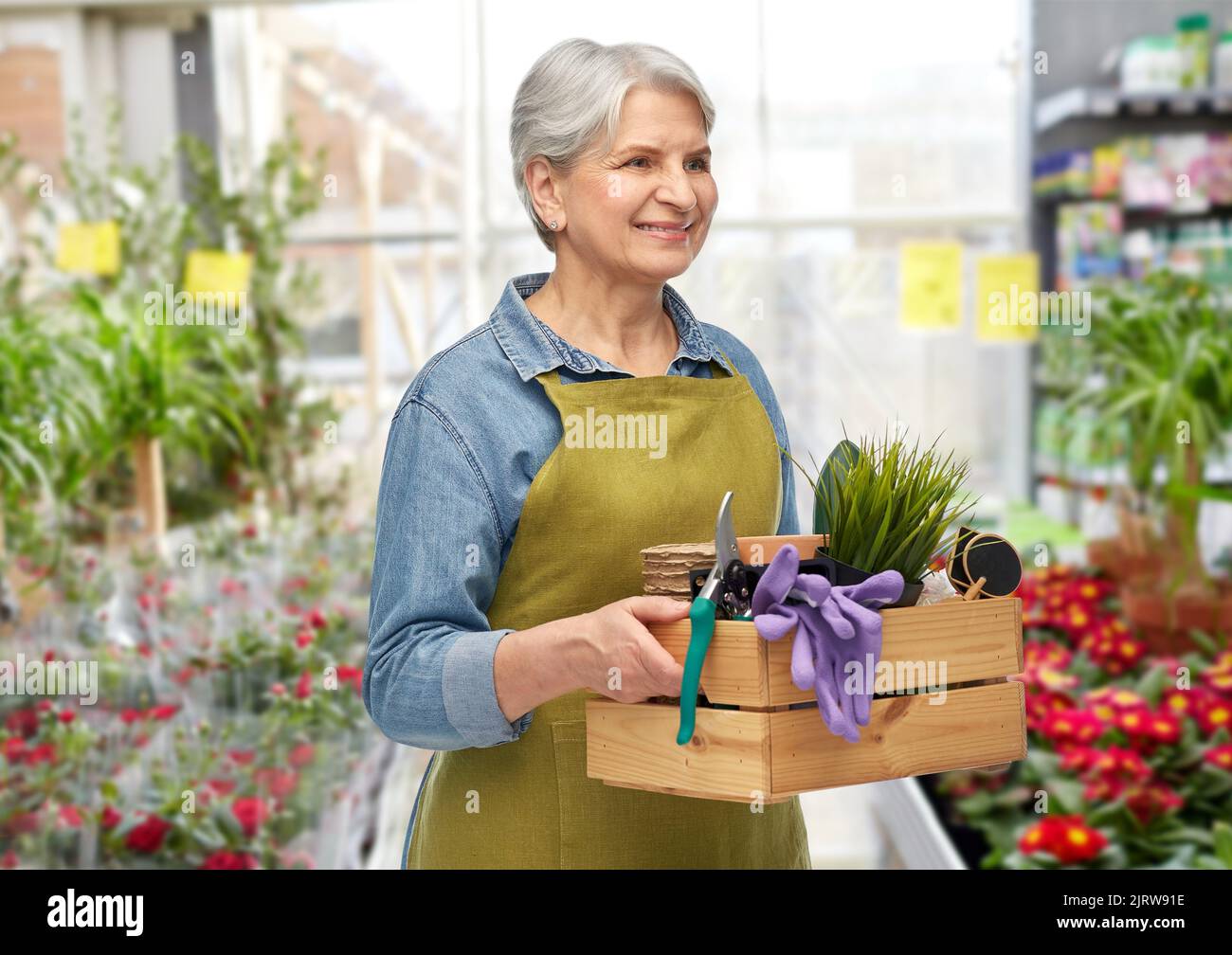 Old garden tools store hi-res stock photography and images - Alamy