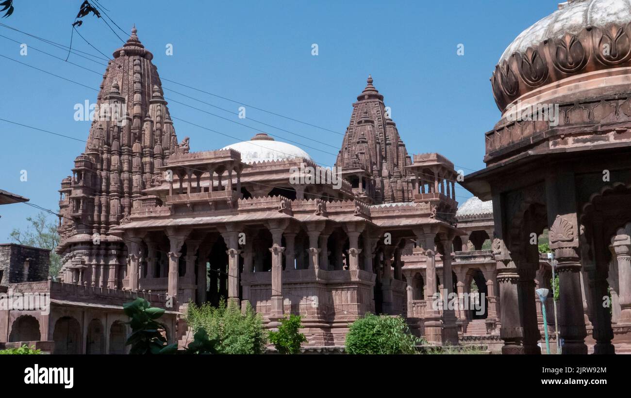 Hindu temple architecture hi-res stock photography and images - Alamy