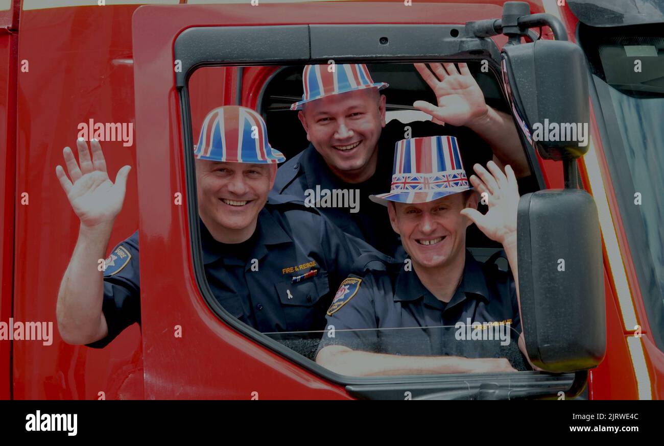 Left to right steve walker hires stock photography and images Alamy