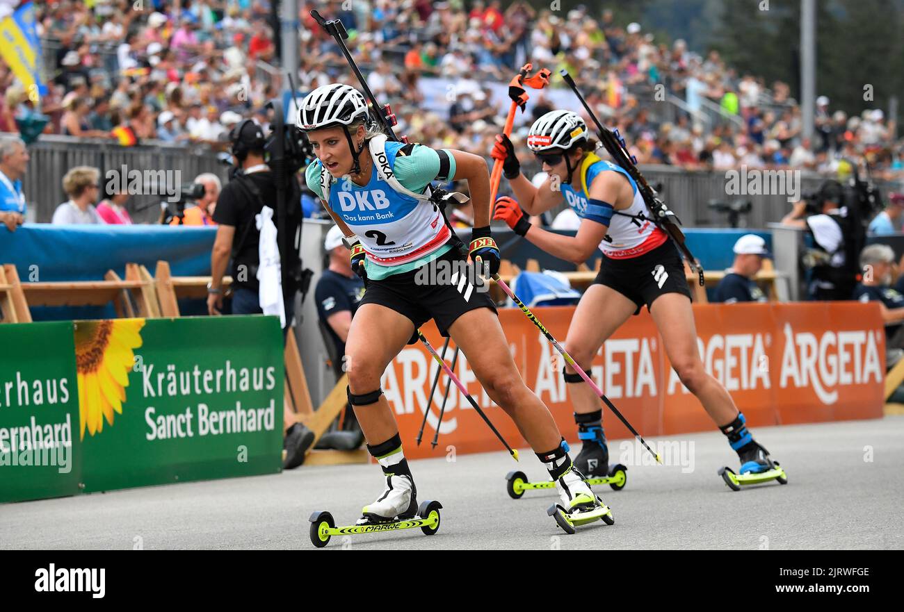 Ruhpolding, Germany. 26th Aug, 2022. Anna Weidel (l) from Germany in