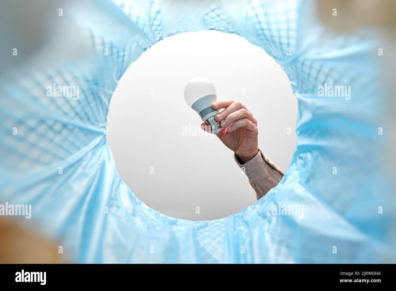 Garbage can light bulb hires stock photography and images Alamy