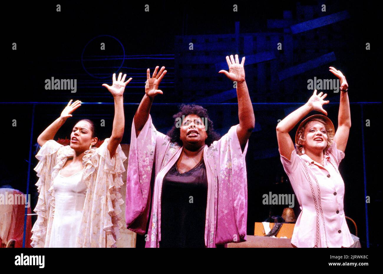 l-r: Debby Bishop, Carol Woods, Maria Friedman in BLUES IN THE NIGHT at the Donmar Warehouse, London WC2  12/06/1987  conceived & originally directed by Sheldon Epps  design: Michael Pavelka  lighting: Kevin Sleep  staging: Steve Whatley Stock Photo