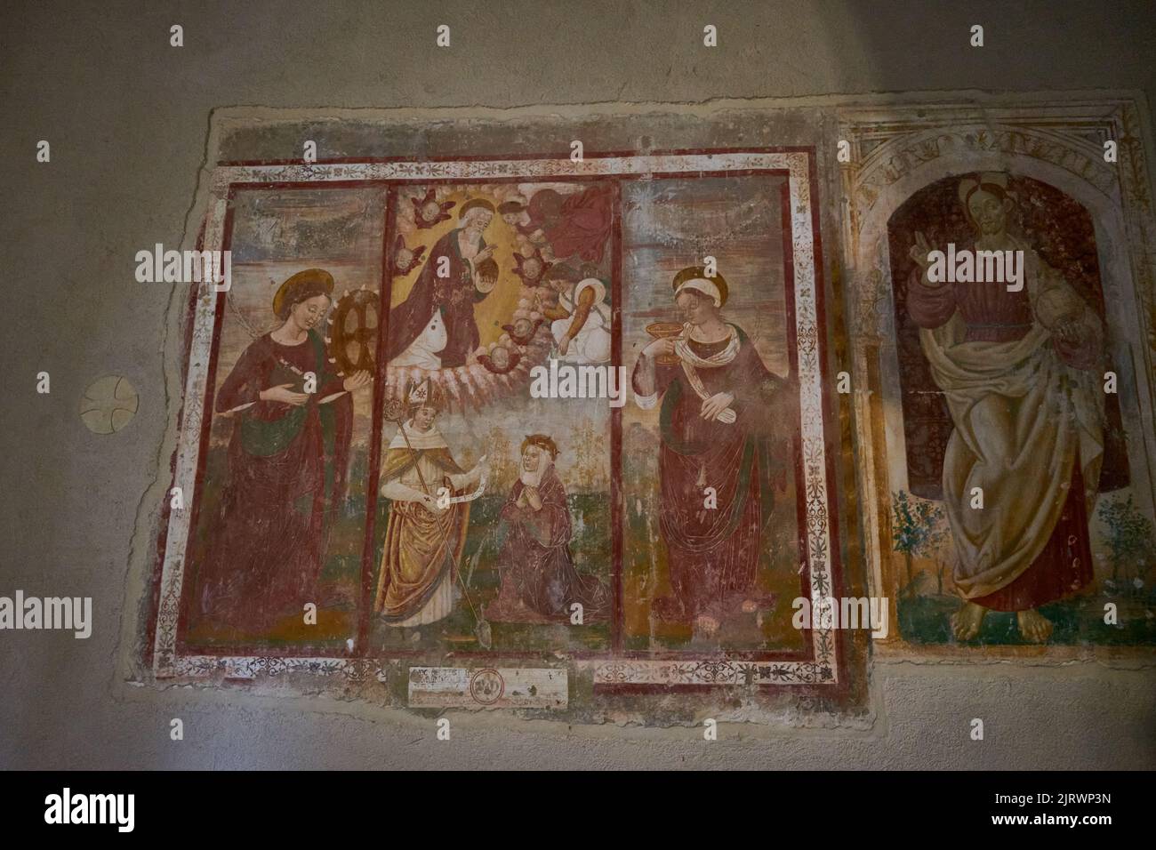 Fresken in der Kirche Santa Maria Assunta, Chiesa di Santa Maria Assunta, Bominaco, Provinz L’Aquila, Region Abruzzen, Italien, Europa Stock Photo