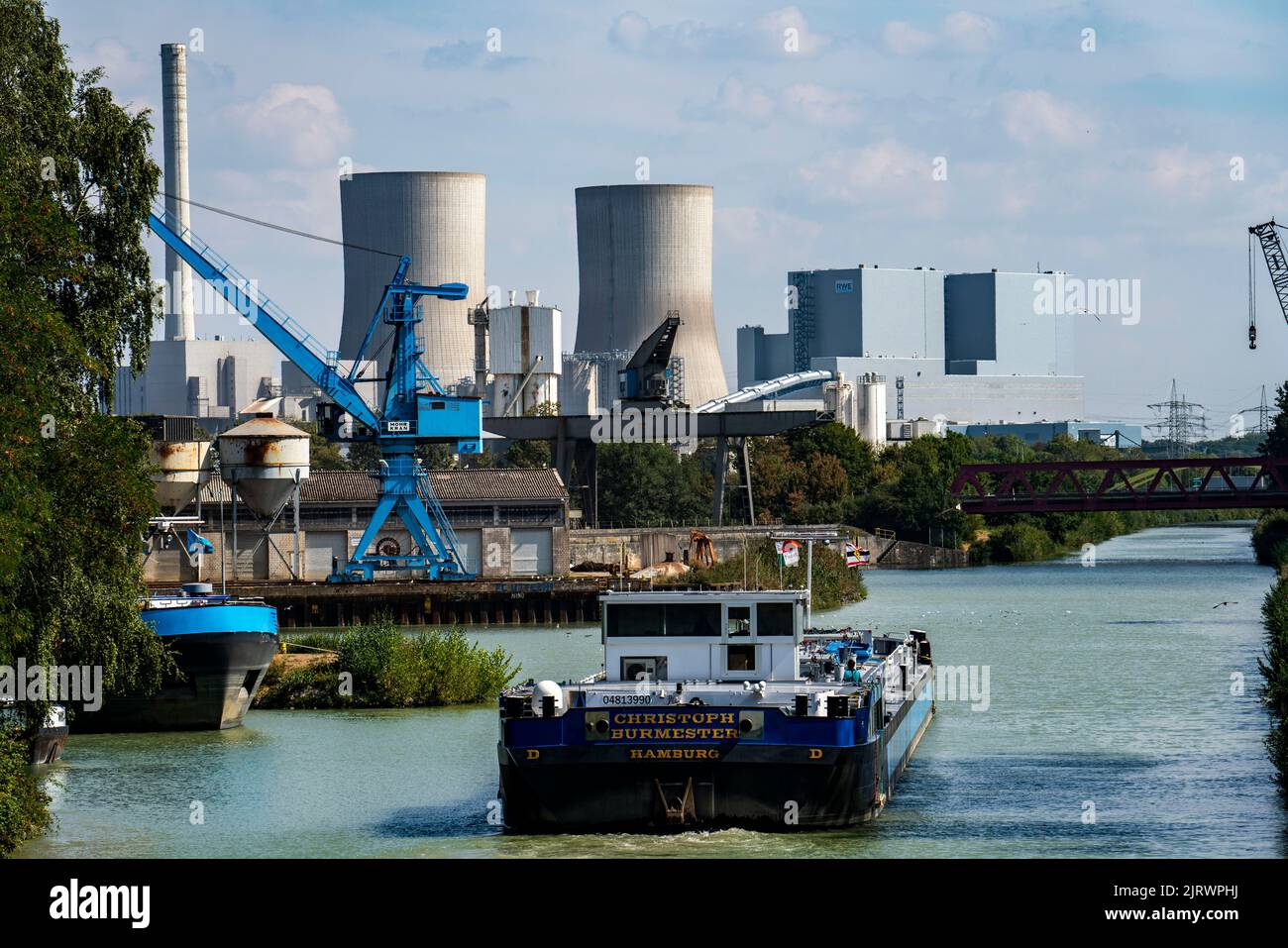 The Westfalen power plant is a coal-fired large-scale power plant operated  by RWE Power AG (up to 2000 VEW) in the Hamm-Uentrop district (Schmehausen  district) of the city of Hamm at the