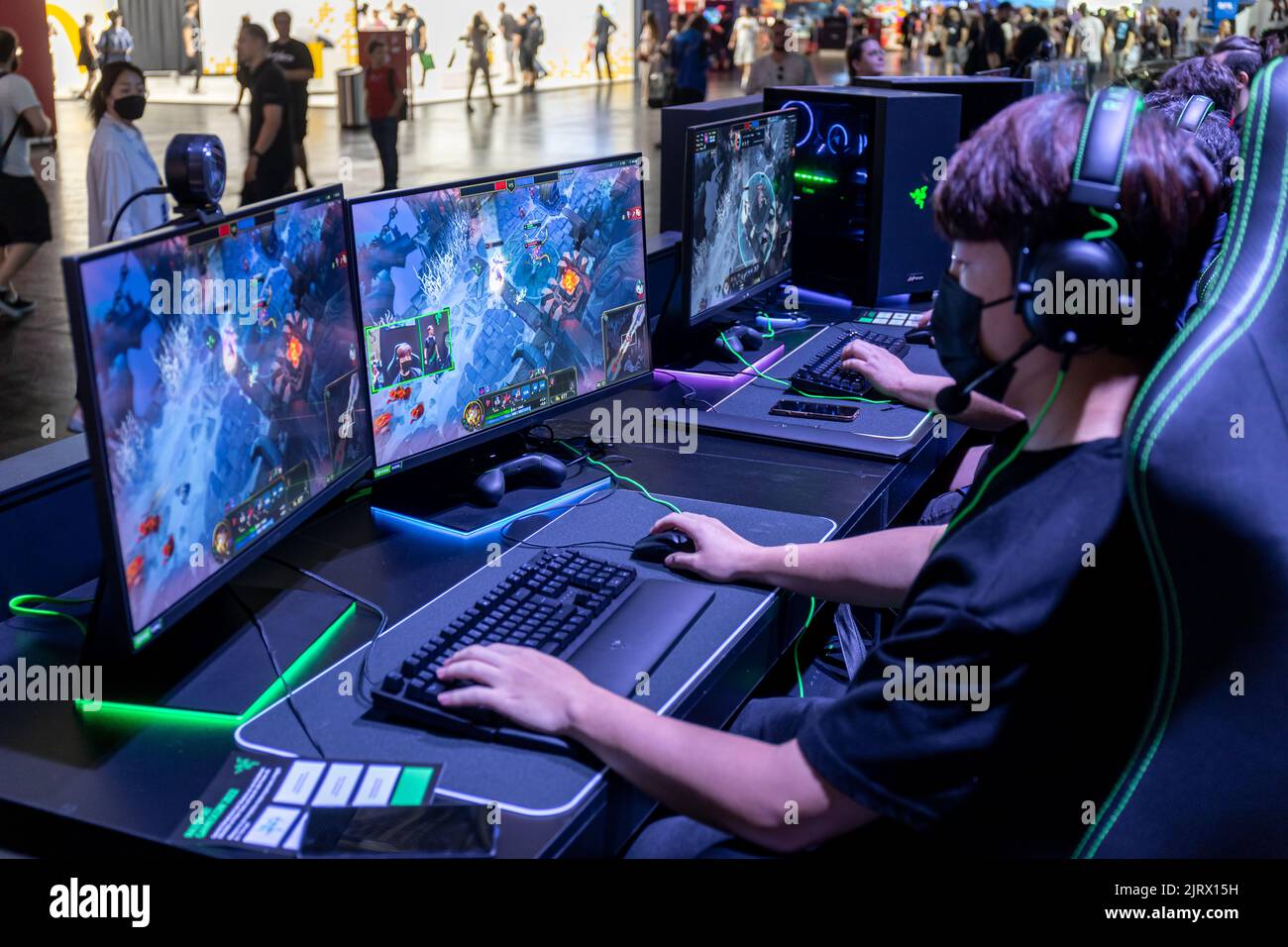 Legends of gaming hi-res stock photography and images - Page 2 - Alamy