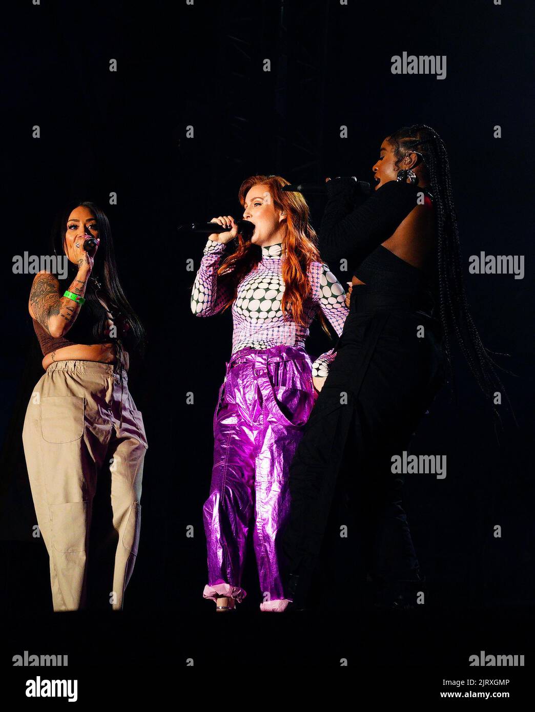 (Left to right) Mutya Buena, Siobhan Donaghy and Keisha Buchanan of Sugababes performing during The Big Feastival at Alex James' Farm in Kingham, near Chipping Norton, Oxfordhsire. Picture date: Friday August 26, 2022. Stock Photo