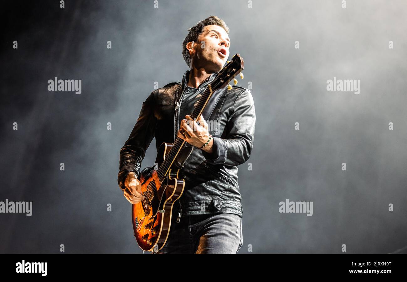 Portsmouth, UK. 26th Aug, 2022. Stereophonics headlining day one of Victorious Festival 2022. Southsea Common. 26 August 2022. Credit: Charlie Raven/Alamy Live News Stock Photo