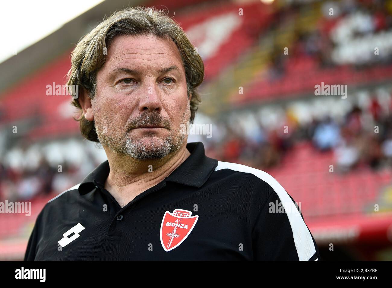 Monza, Italy. 26 August 2022. Giovanni Stroppa, head coach of AC Monza, looks on prior to the Serie A football match between AC Monza and Udinese Calcio. Credit: Nicolò Campo/Alamy Live News Stock Photo