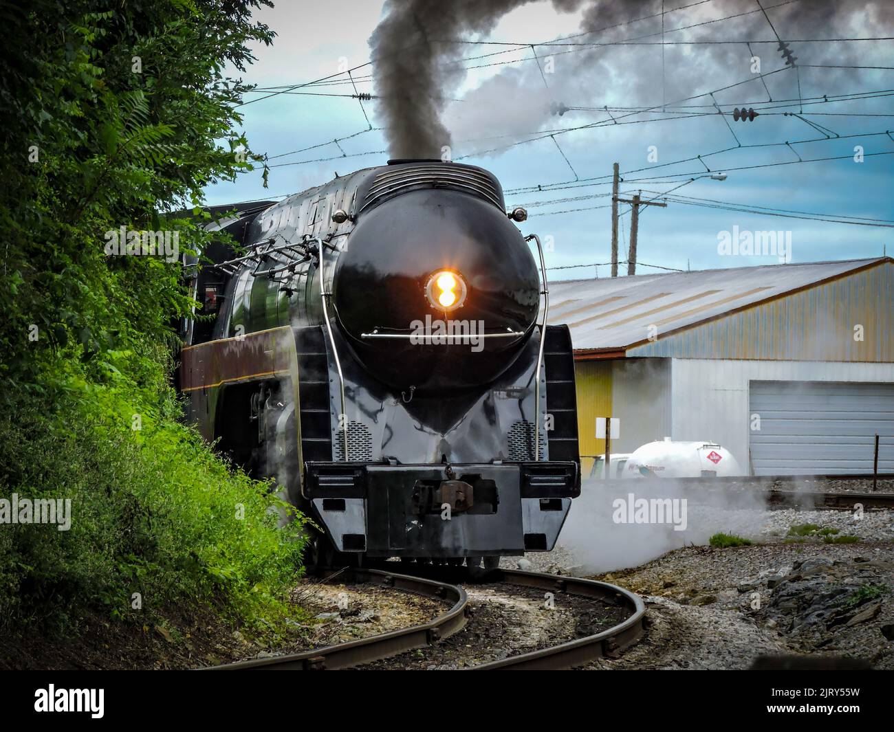 Fire Engine Approaching Fire engine pull hi-res stock photography and images - Alamy
