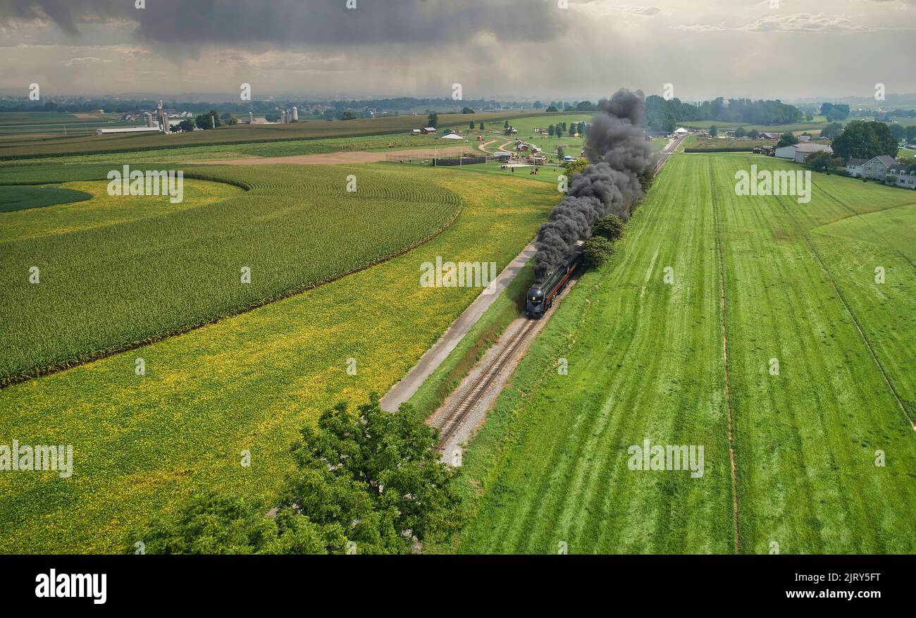 Fire Engine Approaching Fire engine traveling on railway line hi-res stock photography and ...