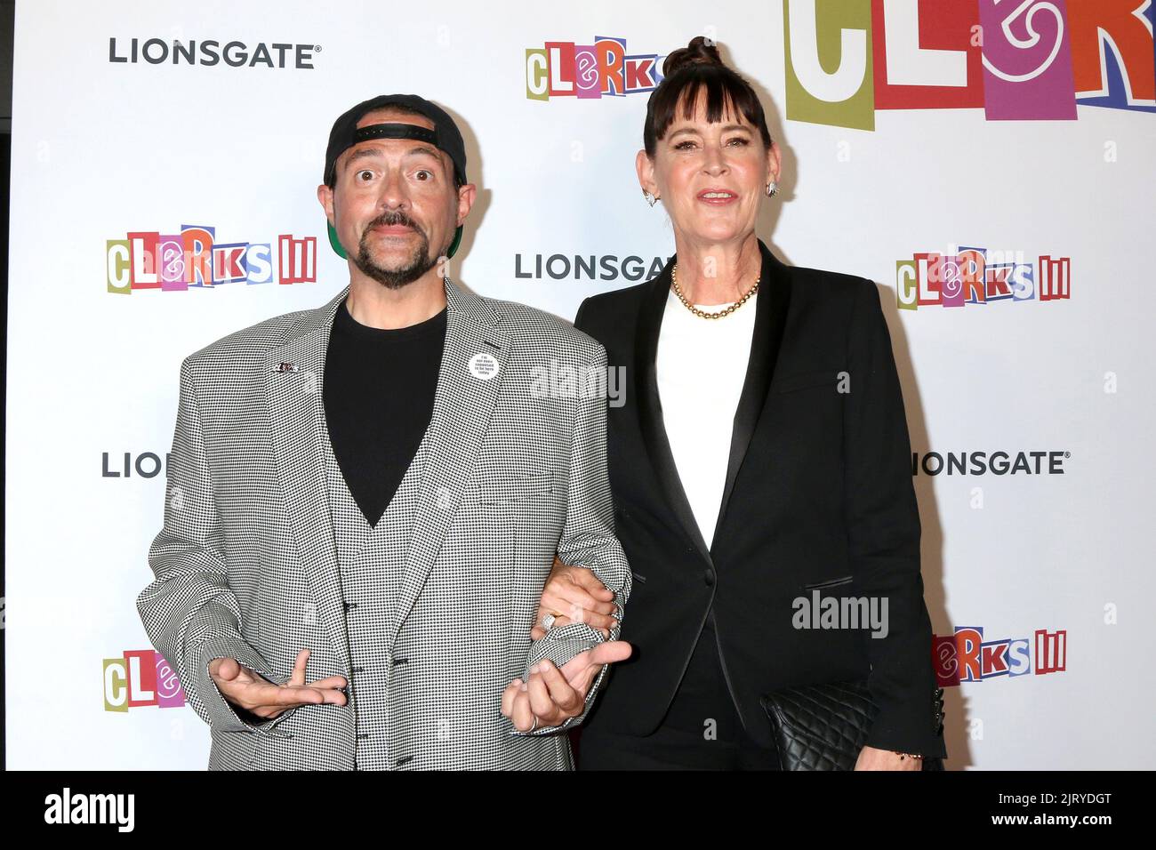 LOS ANGELES - AUG 24:  Kevin Smith, Jennifer Schwalbach Smith at the Clerks III Premiere at TCL Chinese Theater on August 24, 2022 in Los Angeles, CA Stock Photo