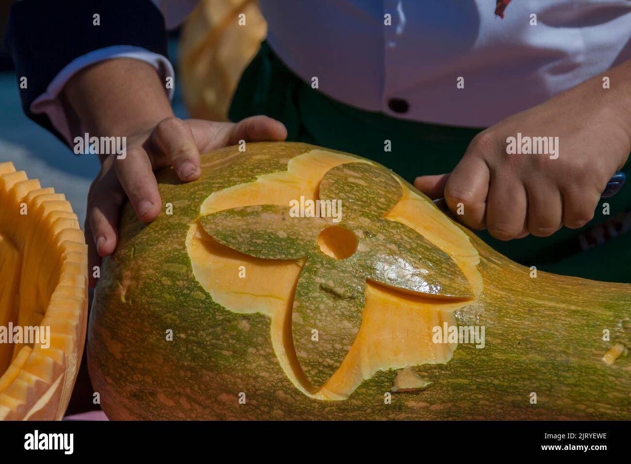 Chef demonstrates his art in vegetable carving Stock Photo Alamy