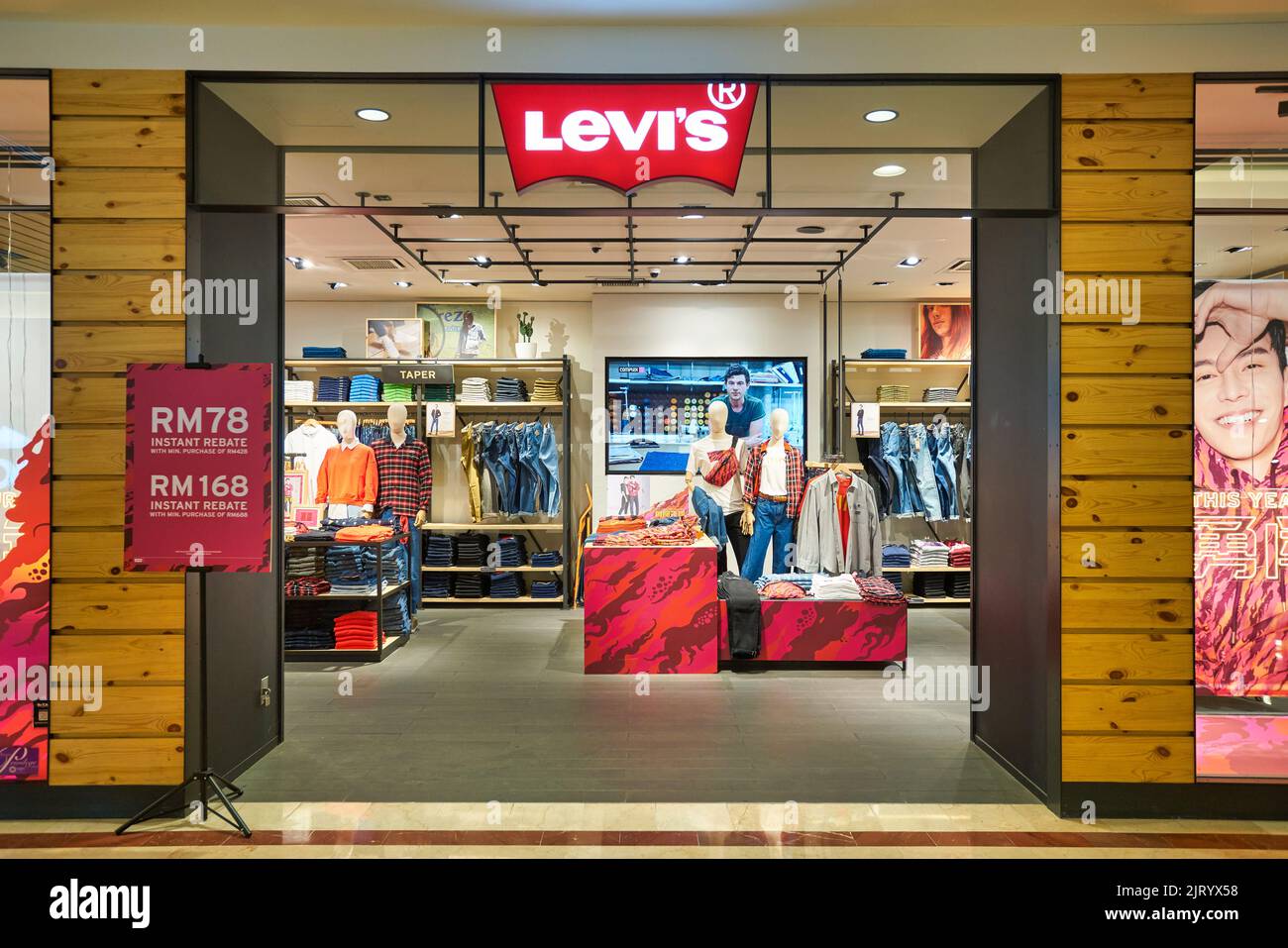 Levis jeans nobody hi-res stock photography and images - Alamy