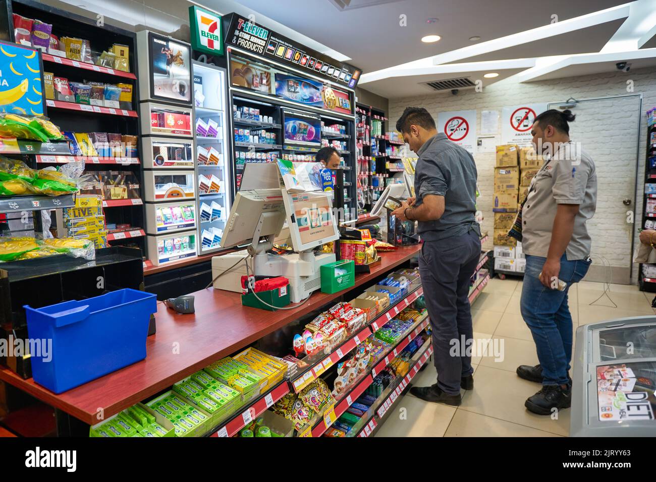 55 Things You Can Buy In Thailand s 7 Eleven Stores CK 46 OFF 55-things-you-can-buy-in-thailand-s-7-eleven-stores-ck-46-off