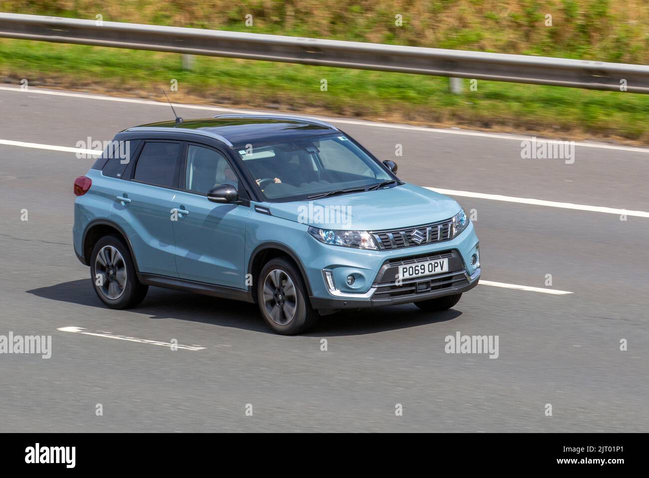 Suzuki vitara hi-res stock photography and images - Alamy