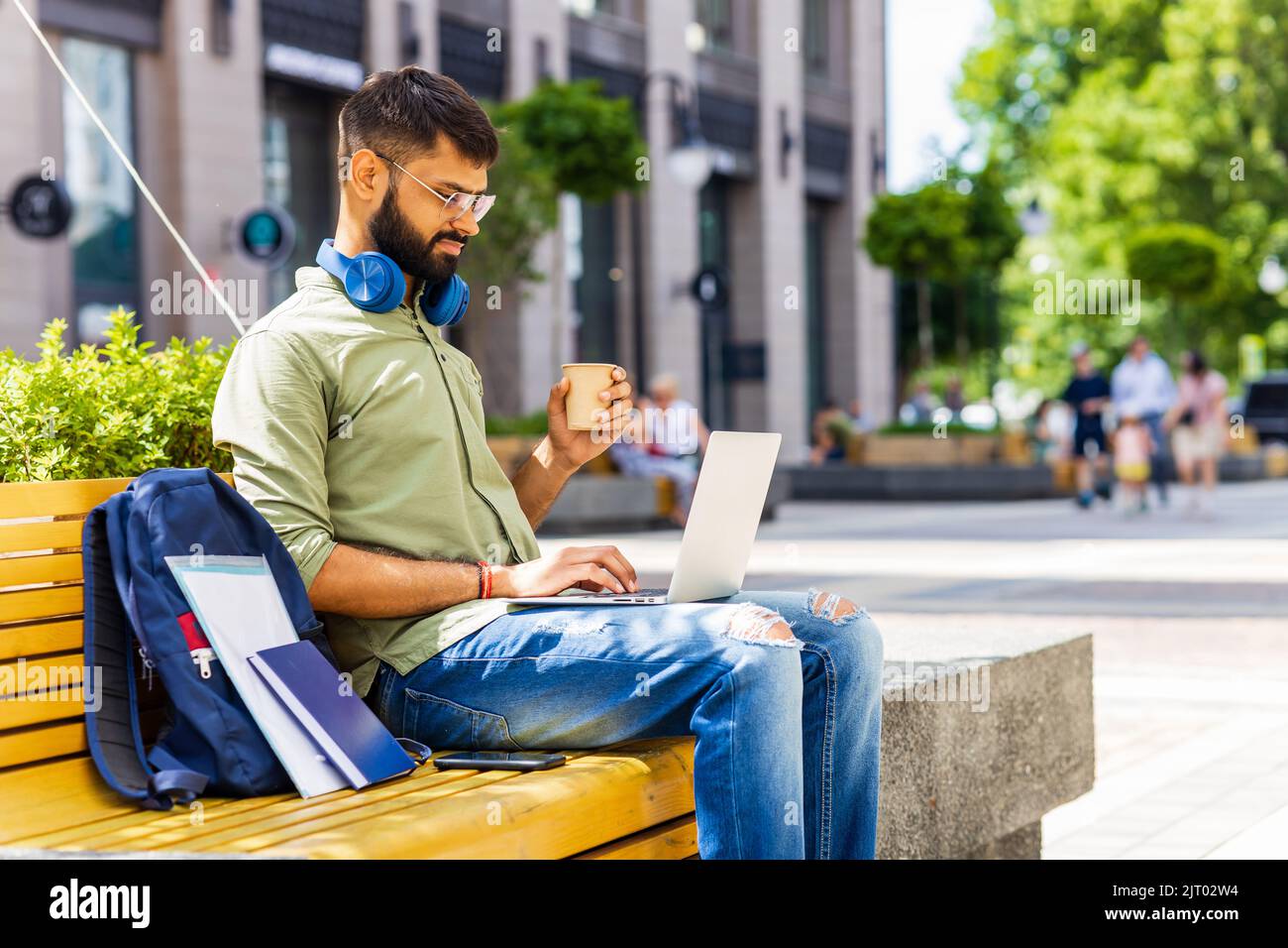 Indian student with laptop hi-res stock photography and images - Alamy
