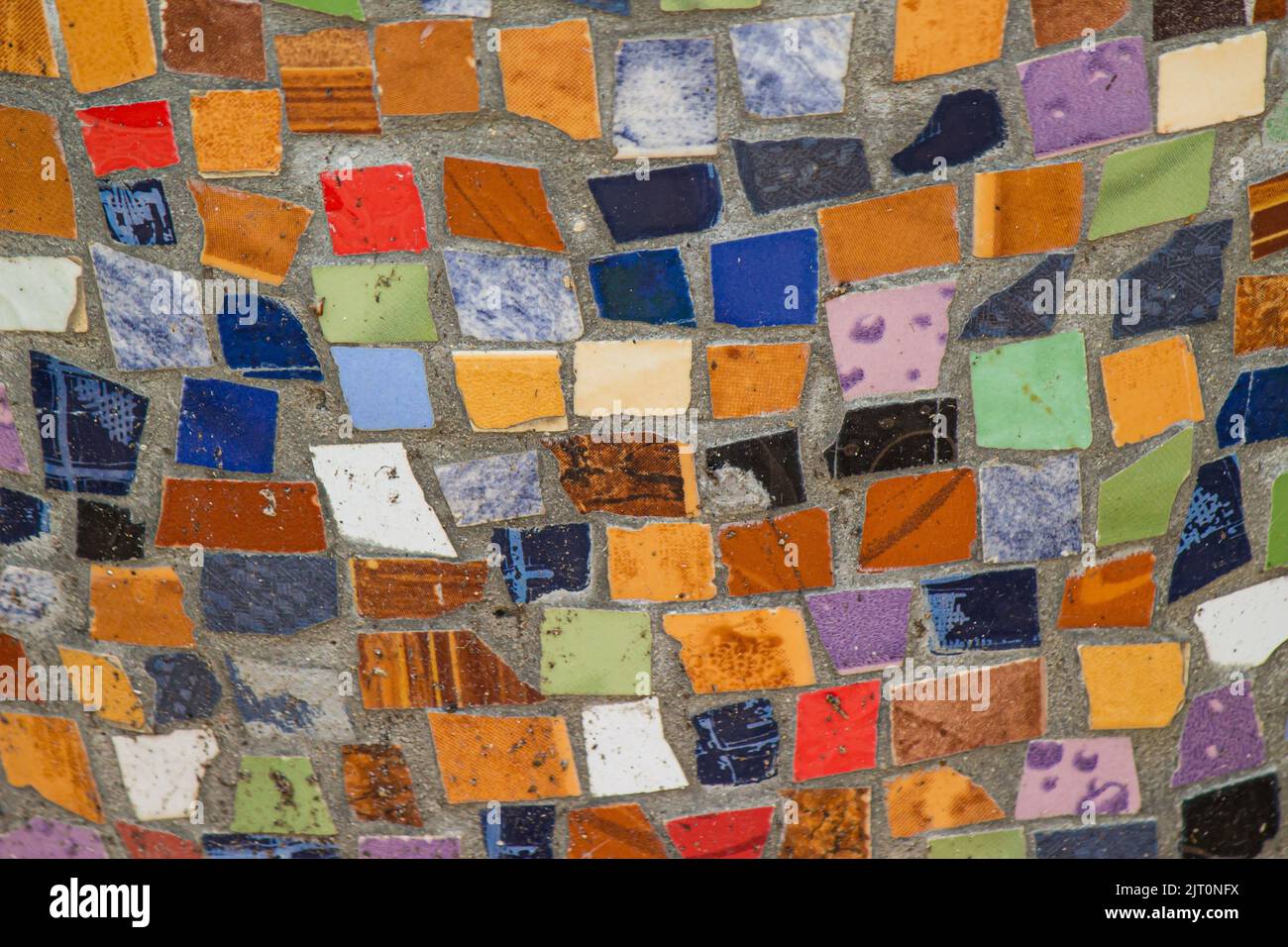 Broken wall tiles hi-res stock photography and images - Alamy