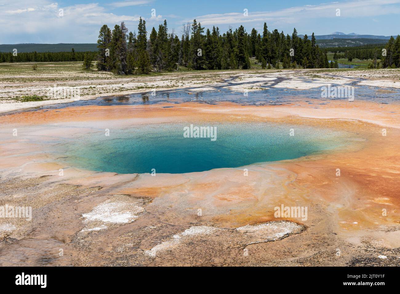 Opal Pool in Yellowstone's Midway Geyser Basin, Yellowstone National Park, Wyoming, USA Stock Photo