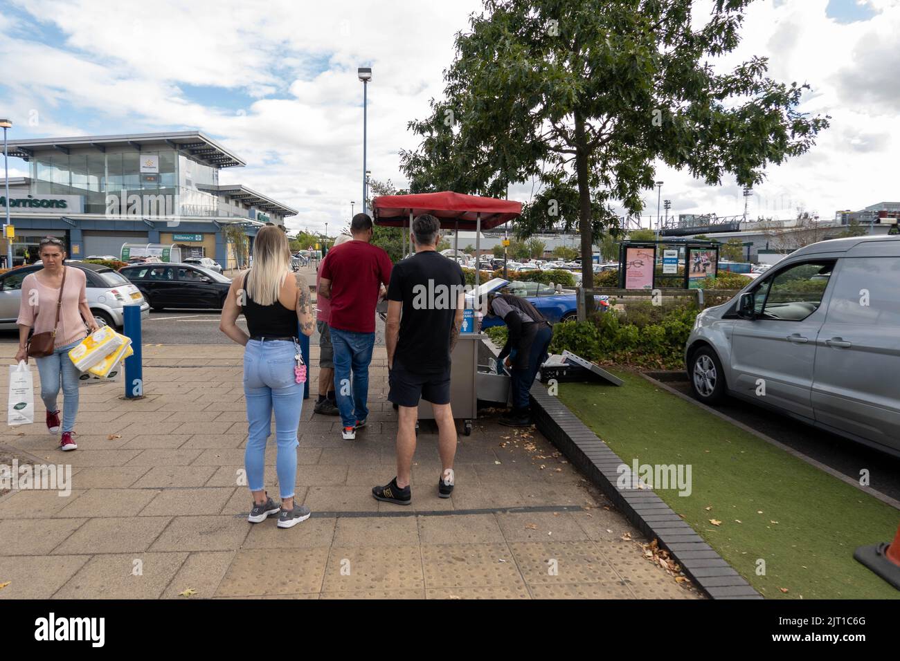 Hot dog stand at Riverside Retail Park Norwich Norfolk England UK with