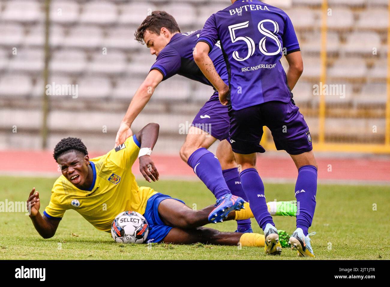 RSCA Futures' Mohamed Bouchouari and Beveren's Kevin Hoggas fight for the  ball during a soccer match, Stock Photo, Picture And Rights Managed  Image. Pic. VPM-41254264