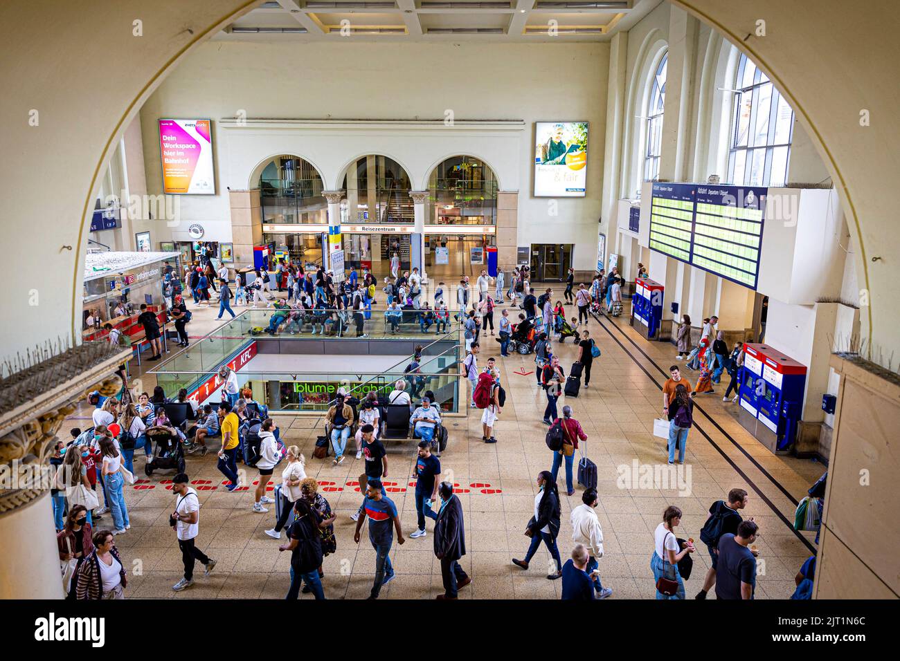 Regional transport buses hires stock photography and images Alamy