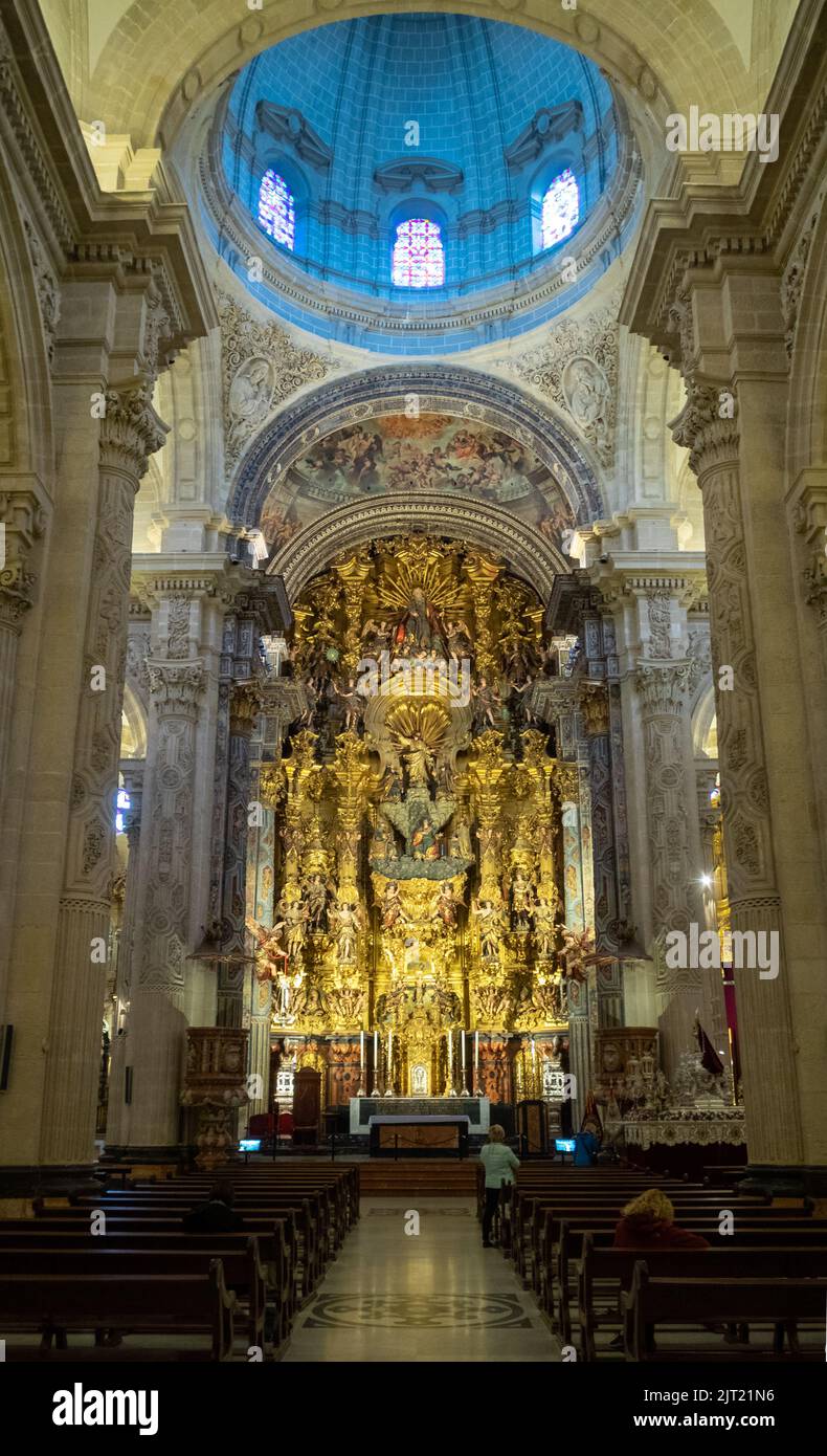 Main nave towards the high altar of the Iglesia Colegial del Divino Salvador, Seville Stock Photo