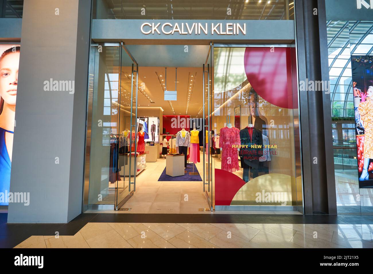 SINGAPORE - JANUARY 20, 2020: entrance to Calvin Klein store at the Shoppes at Marina Bay Sands in Singapore Stock Photo