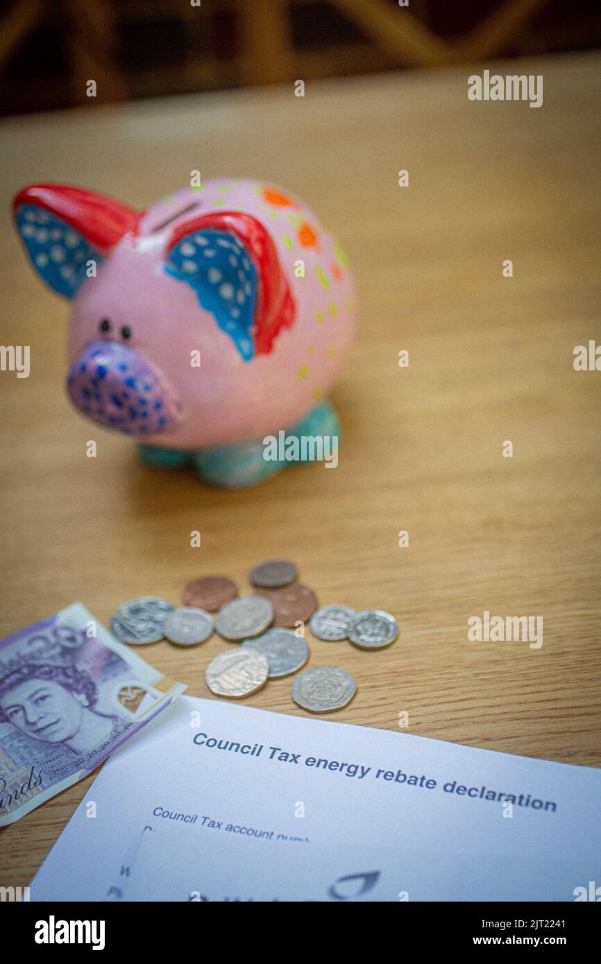 tax-rebate-uk-hi-res-stock-photography-and-images-alamy