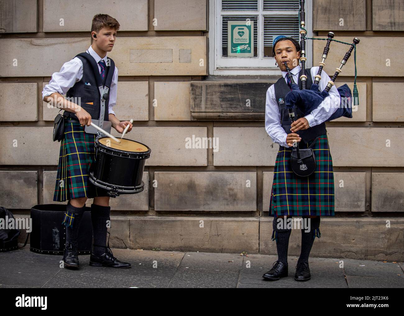Pipes and Drums, Edinburgh Festival Fringe Street Performer on the