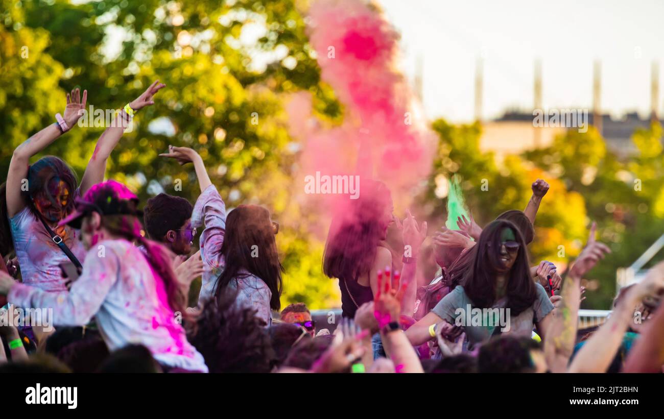 happy holi montreal