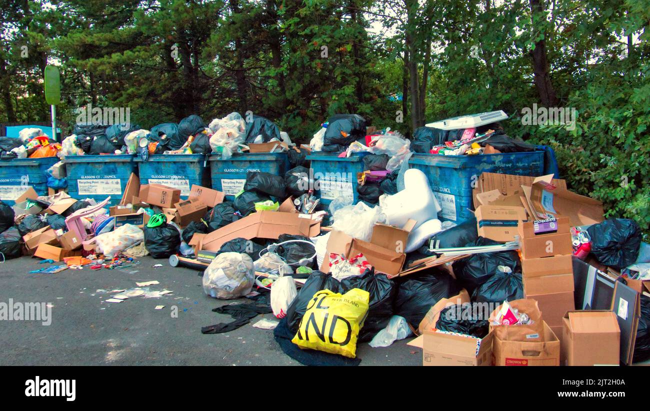 Council collection days hires stock photography and images Alamy